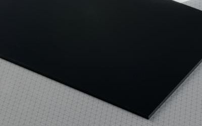 Plexiglas proterra - recyclebaar - polycarbonaat - acrylaat - detail zwart glans