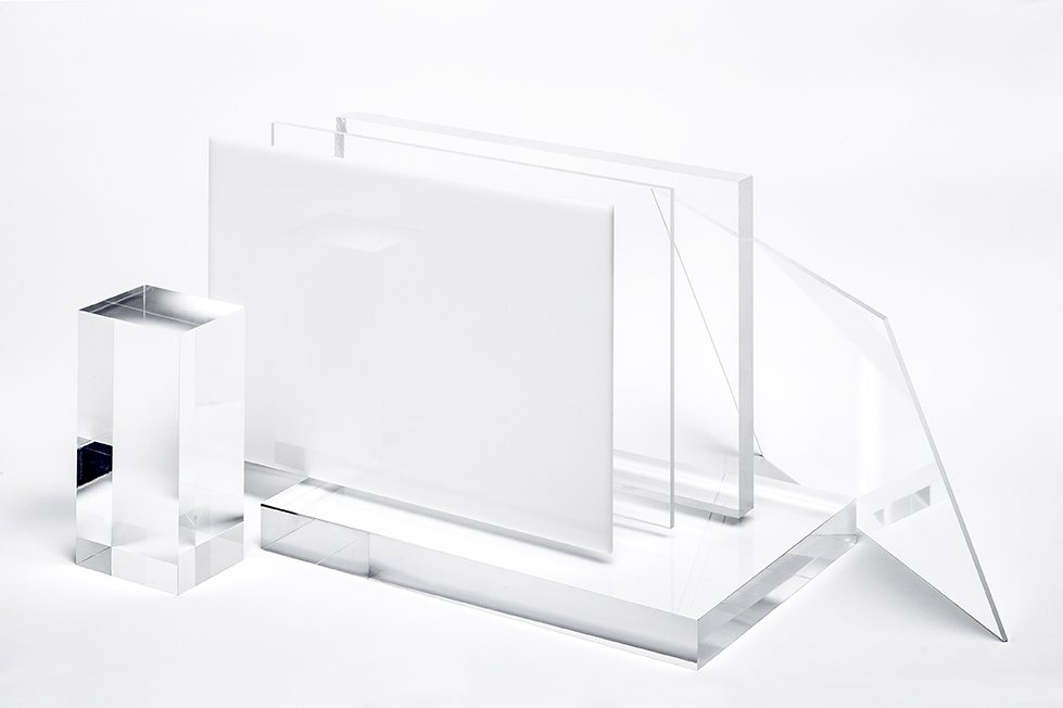 PLEXIGLAS clear